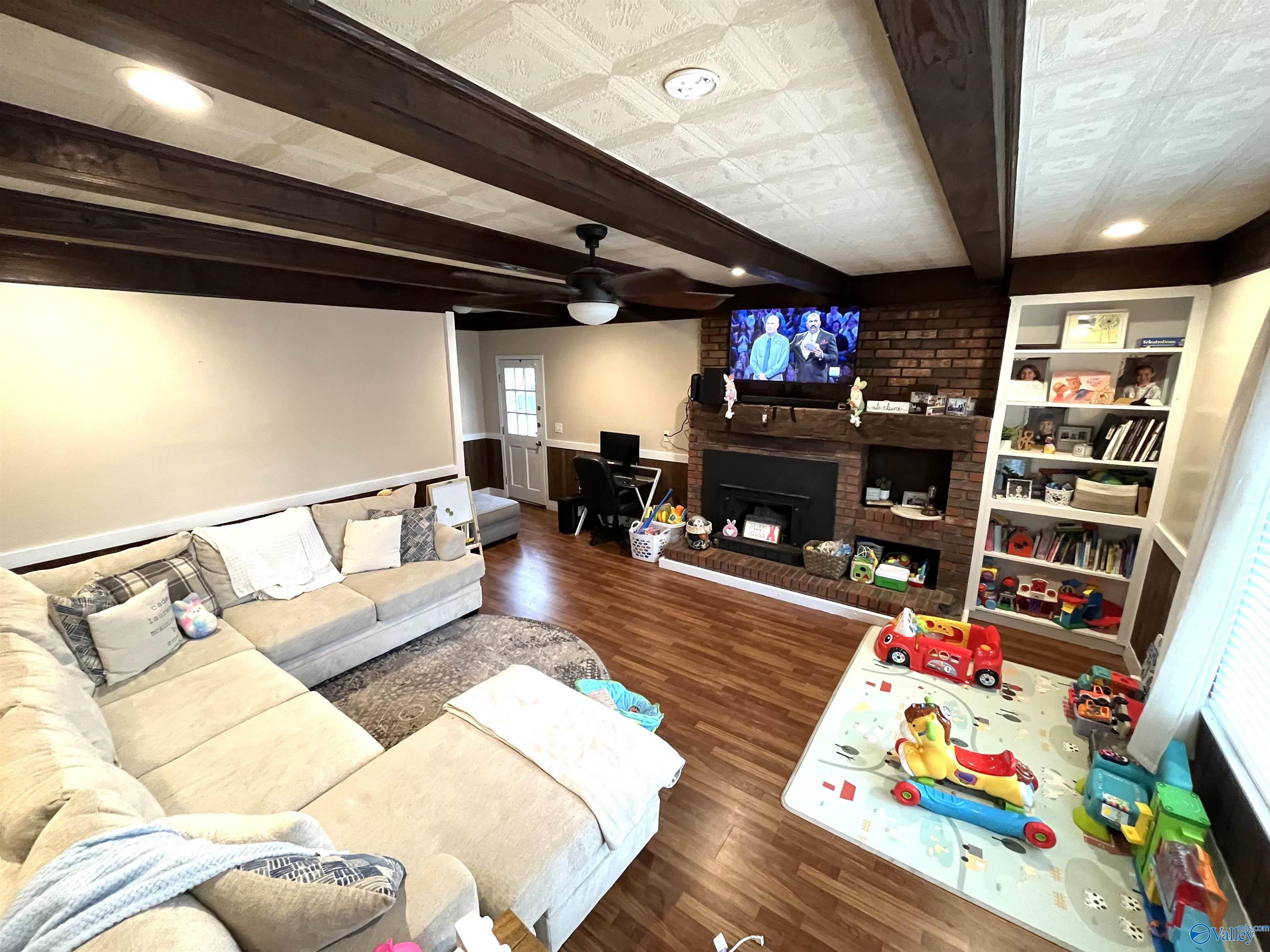 160 Noblitt Circle, Boaz, Alabama image 2