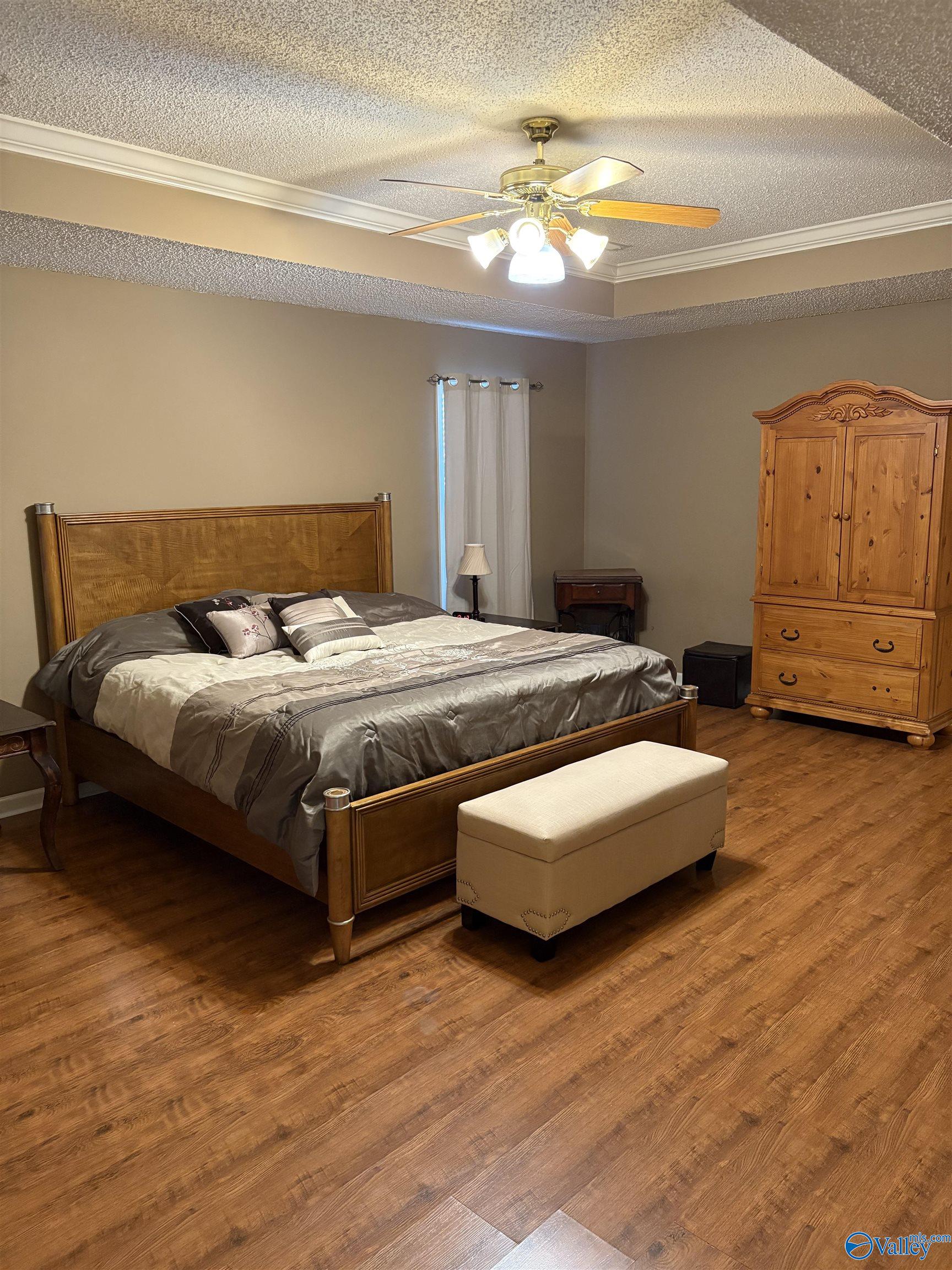 Hazel Green, Alabama 35750, United States, 3 Bedrooms Bedrooms, ,3 BathroomsBathrooms,Residential,Active,242758