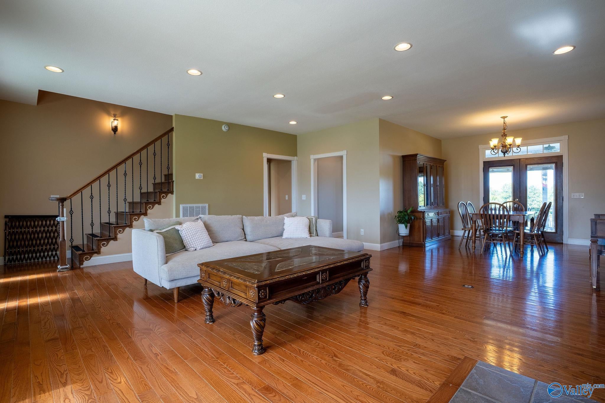 1091 County Road 295