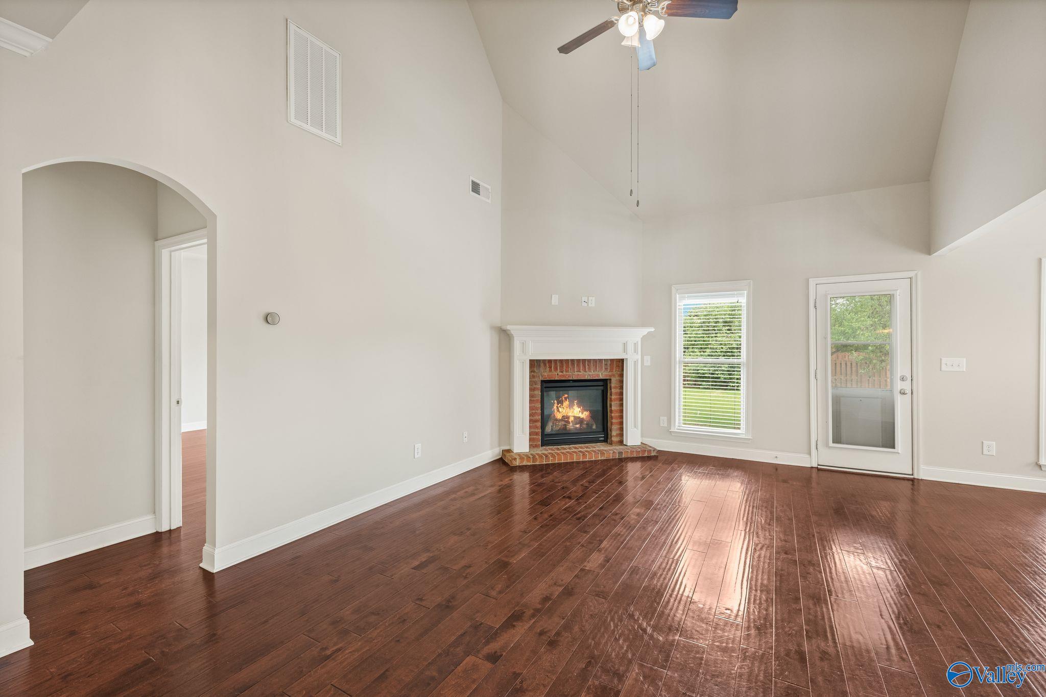 107 Rainwood Drive, Huntsville, Alabama image 15