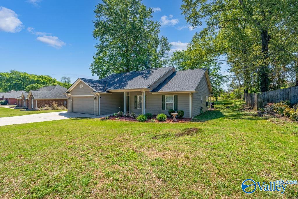 128 Lamirda Court NW