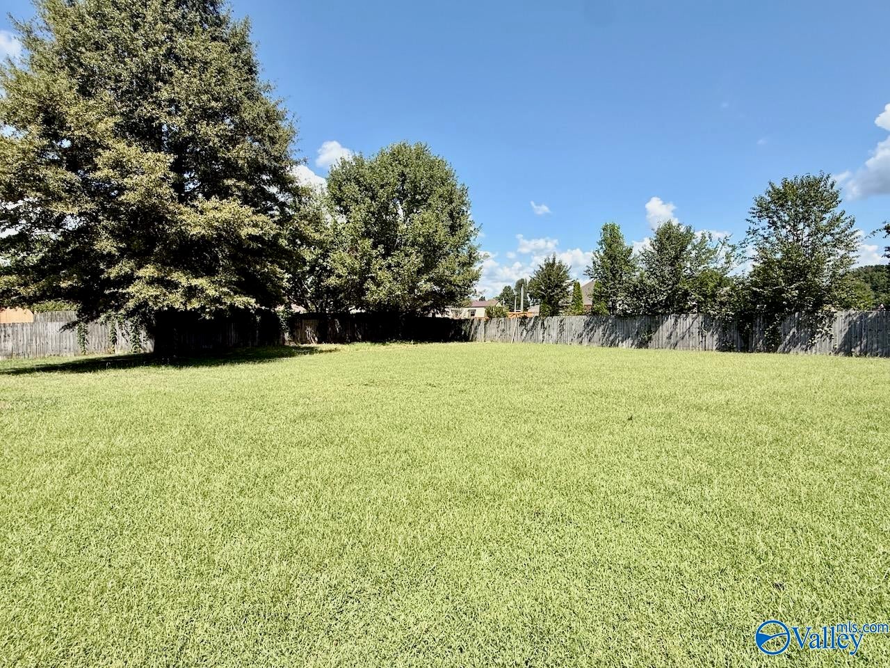 305 Smokey Hills Court
