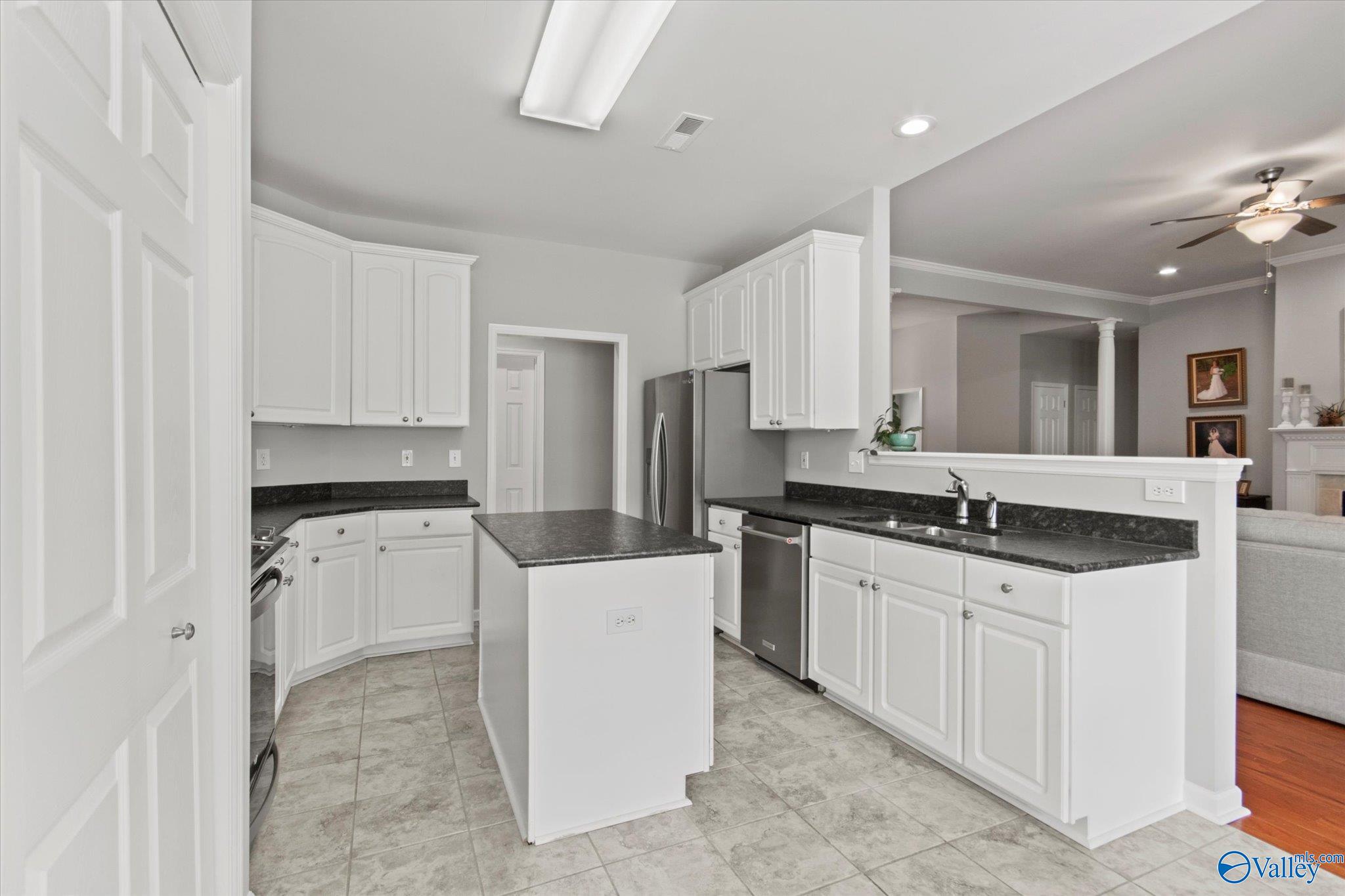 211 Garden Brook Drive, Madison, Alabama image 12
