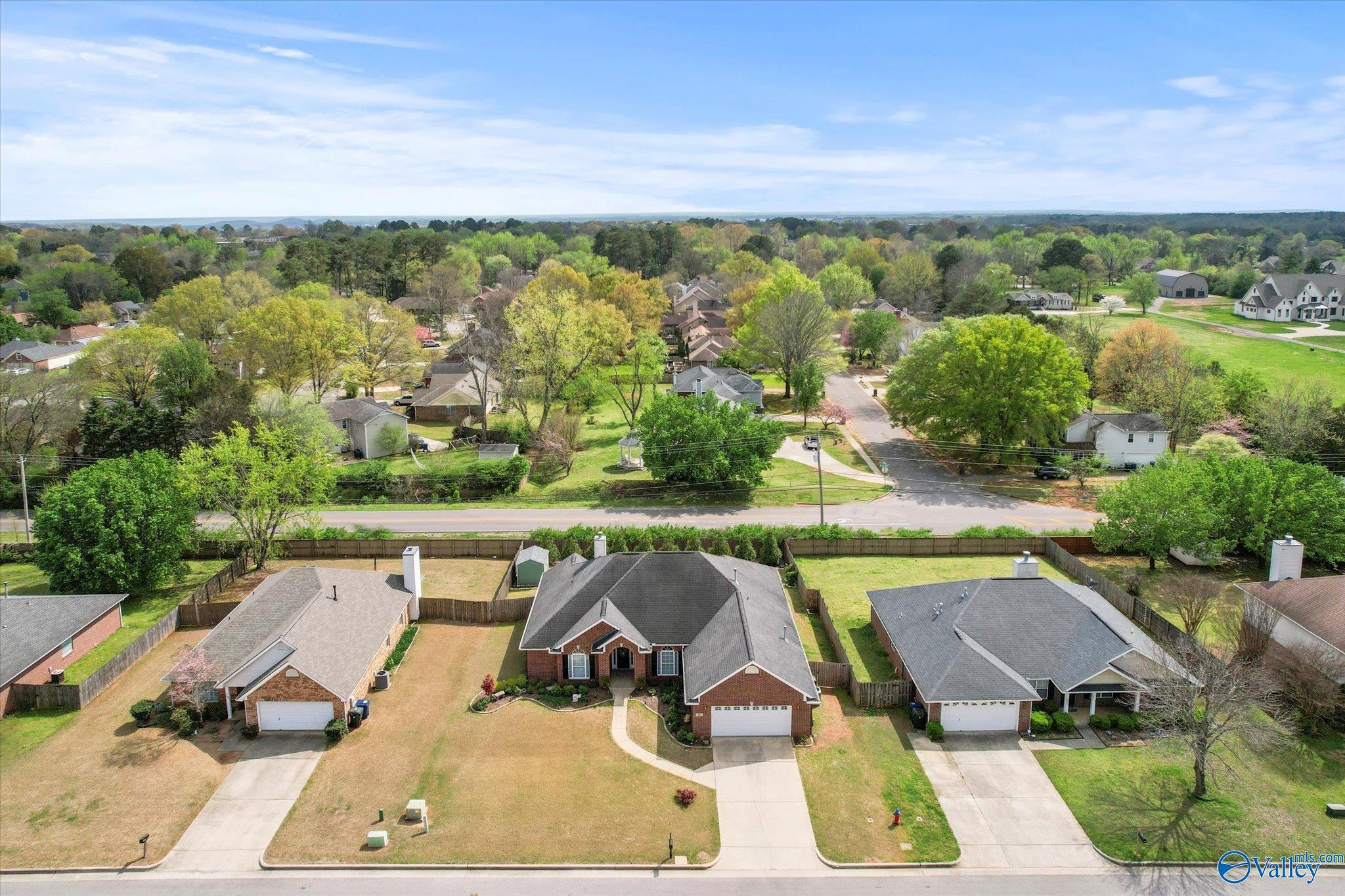 211 Garden Brook Drive, Madison, Alabama image 37