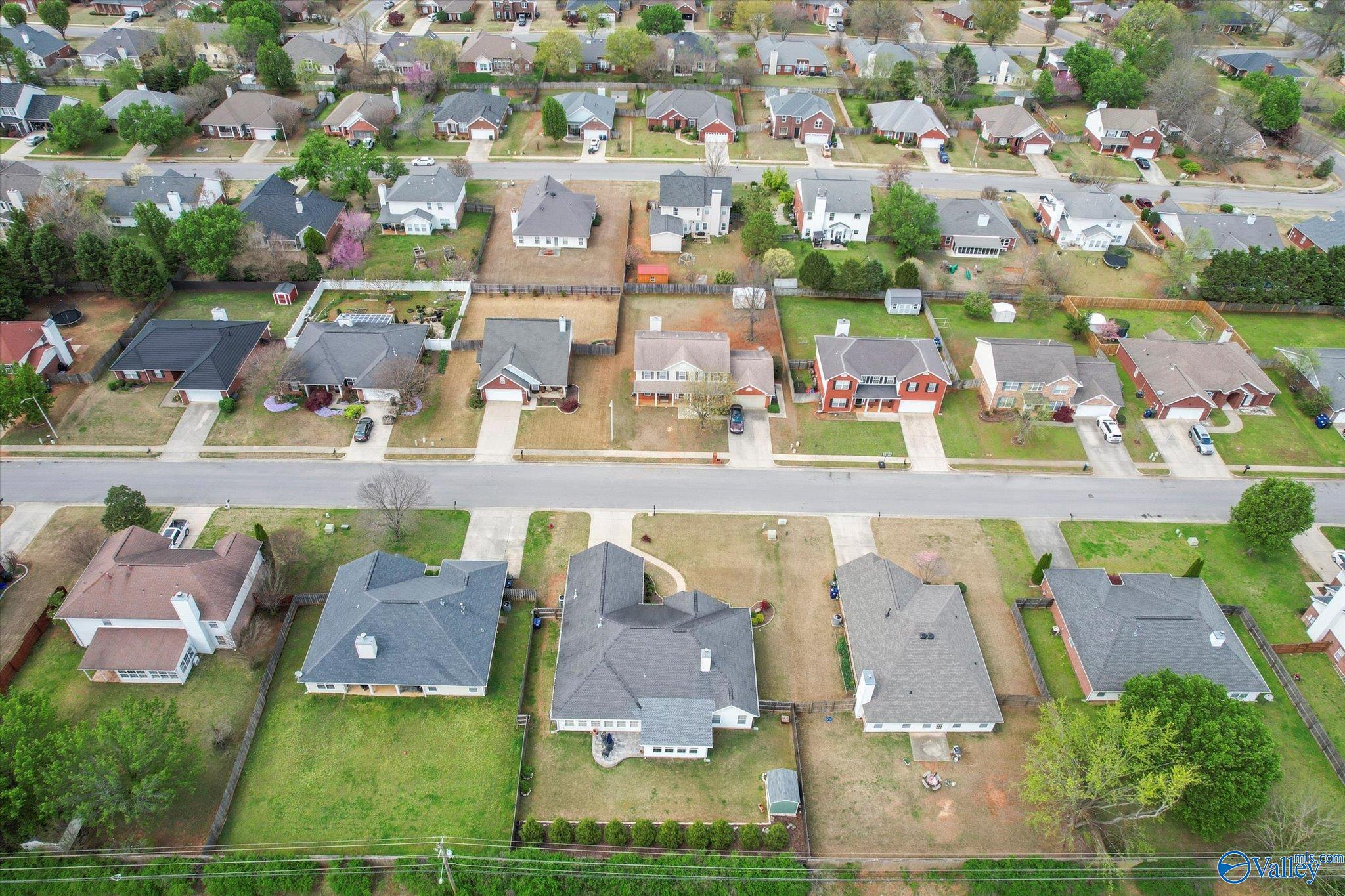 211 Garden Brook Drive, Madison, Alabama image 35