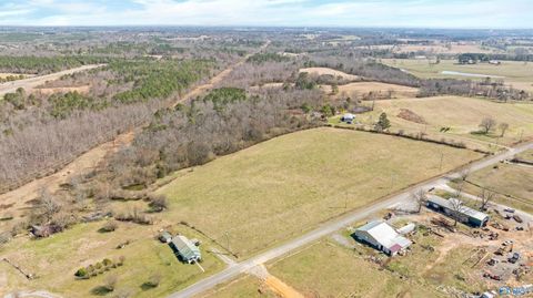 Vacant Land For Sale - 16 ACRES County Road 48<br/> Jackson County, Section, AL 35771