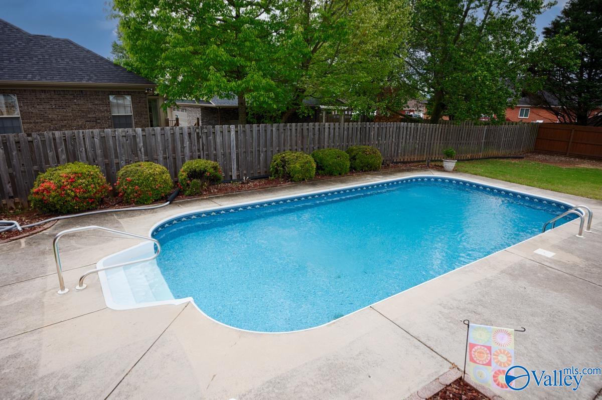 226 Pebblestone Drive, Huntsville, Alabama image 9