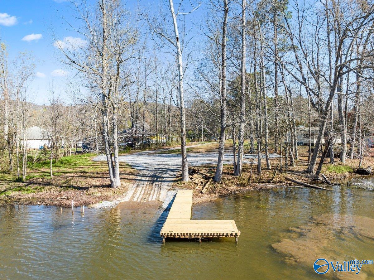 2152 Holiday Shores Road, Scottsboro, Alabama image 32