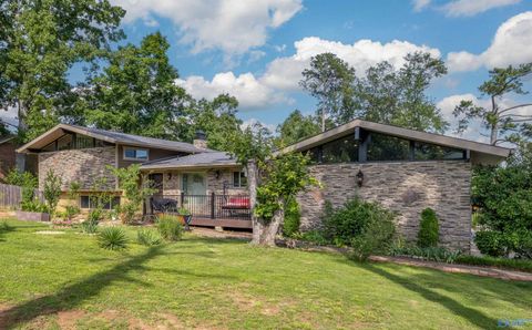 Homes For Sale - 2701 Scenic Highway<br/> Gadsden, AL 35904