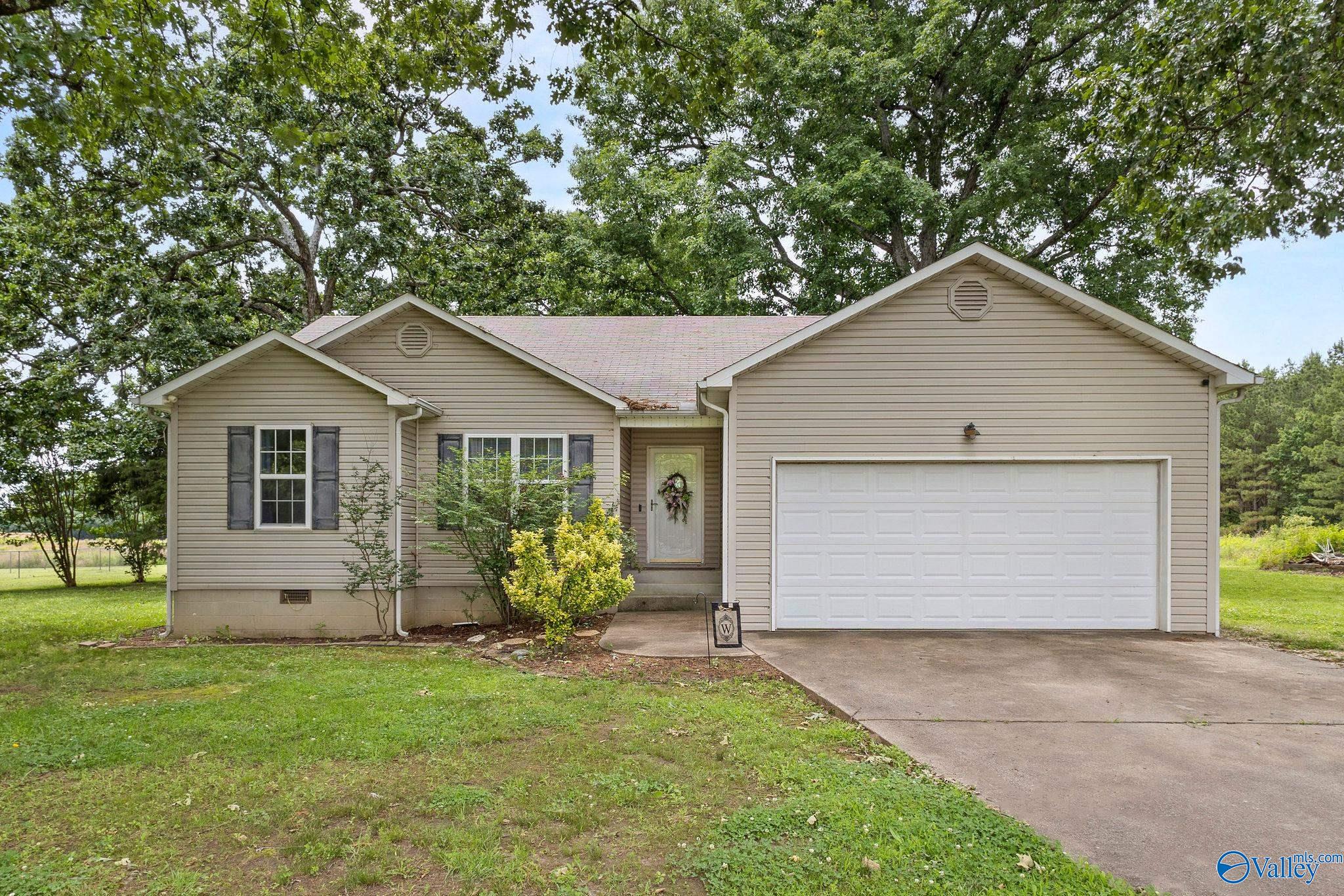 14249 Parker Road, Athens, Alabama image 2