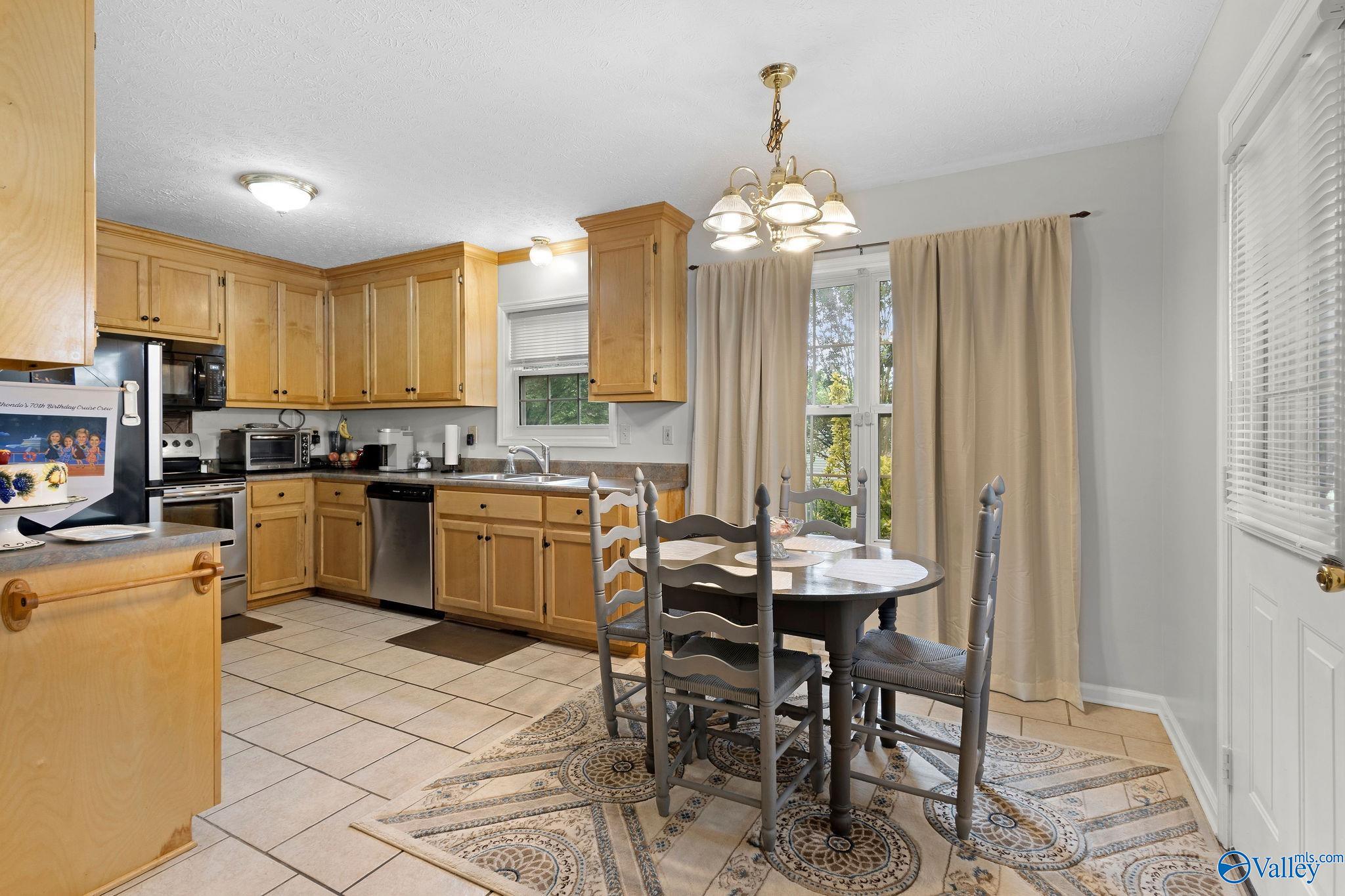 14249 Parker Road, Athens, Alabama image 7
