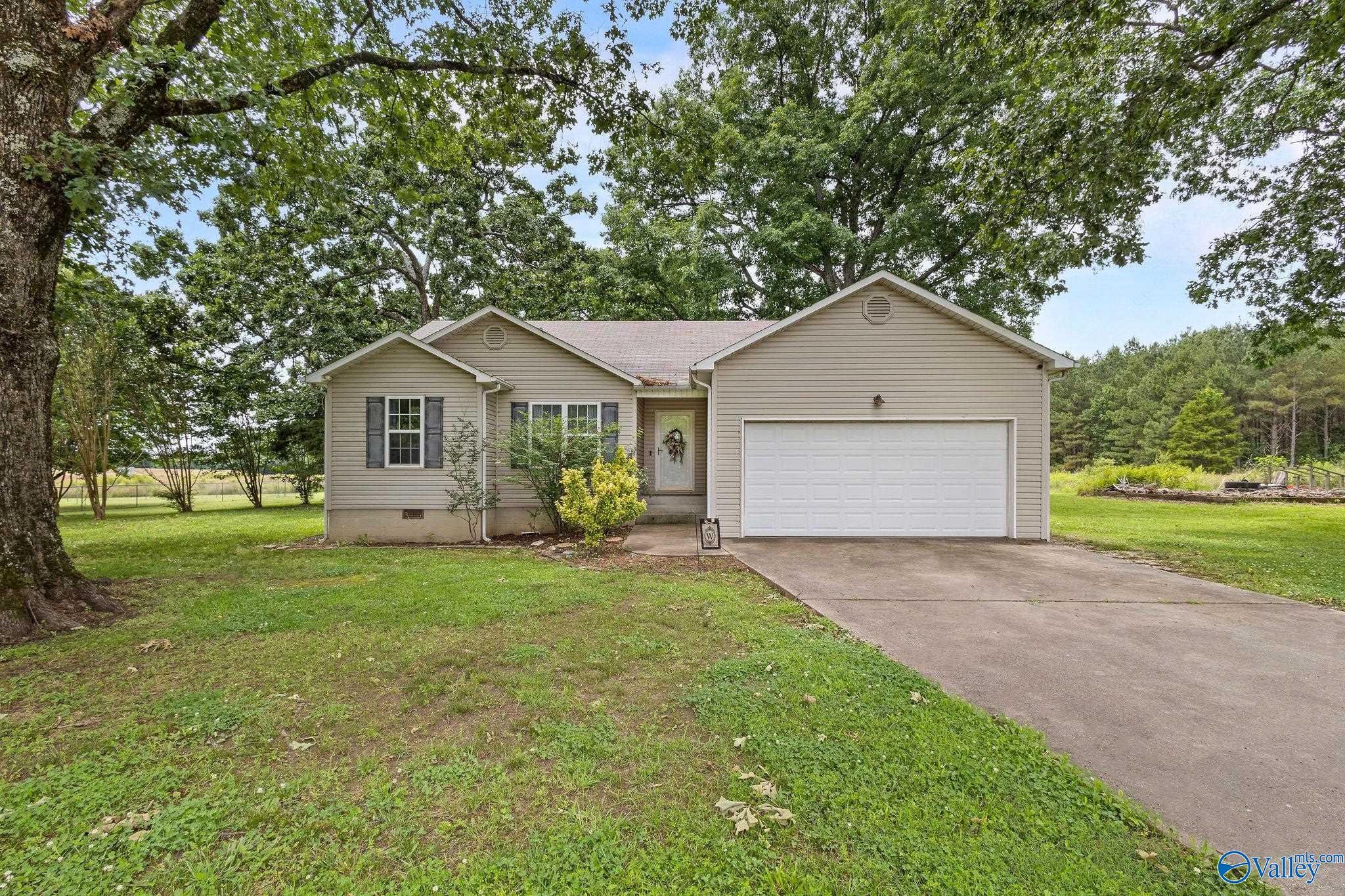 14249 Parker Road, Athens, Alabama image 25