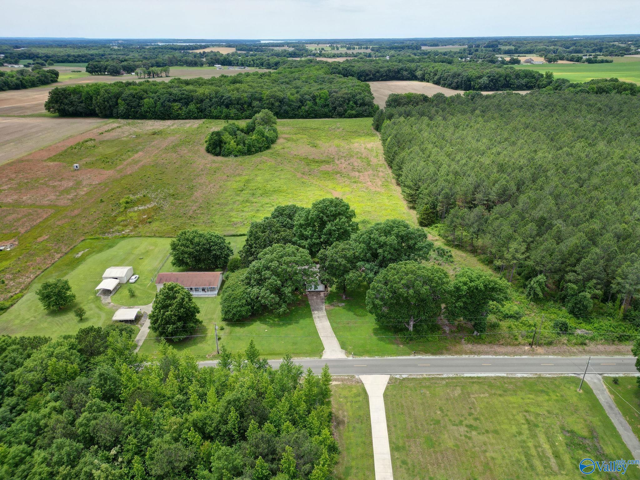 14249 Parker Road, Athens, Alabama image 24