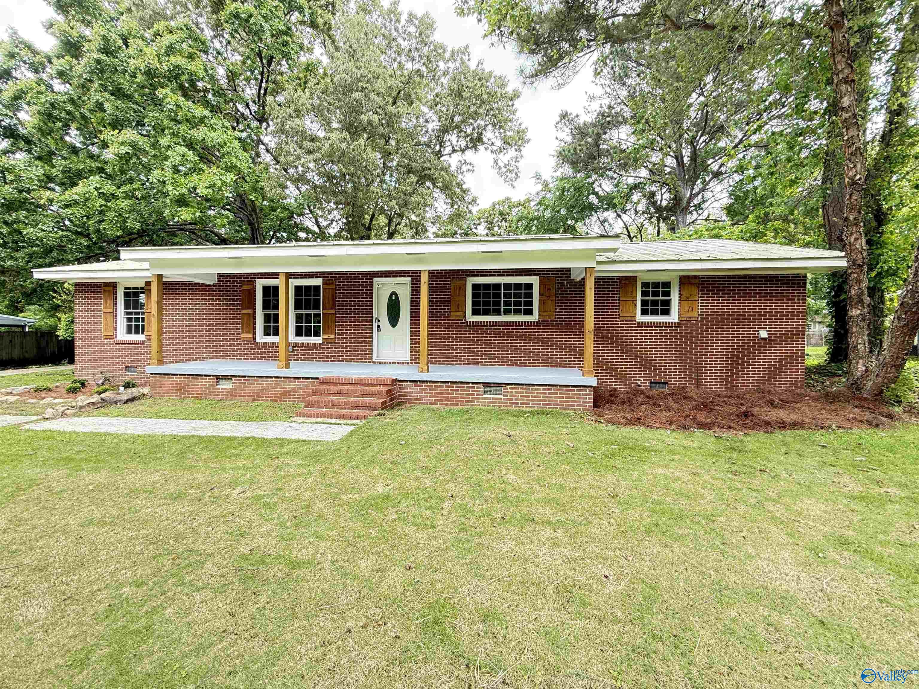 403 SW Arcadia Street, Hartselle, Alabama image 3