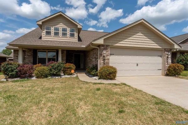 115 FIELDS POND DR, MADISON, AL 35756 - Image 140be74bfdeff9cc62f040d182c7ff45/4119573868