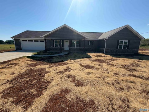 Homes For Sale - 125 County Road 825<br/> Gaylesville, AL 35973