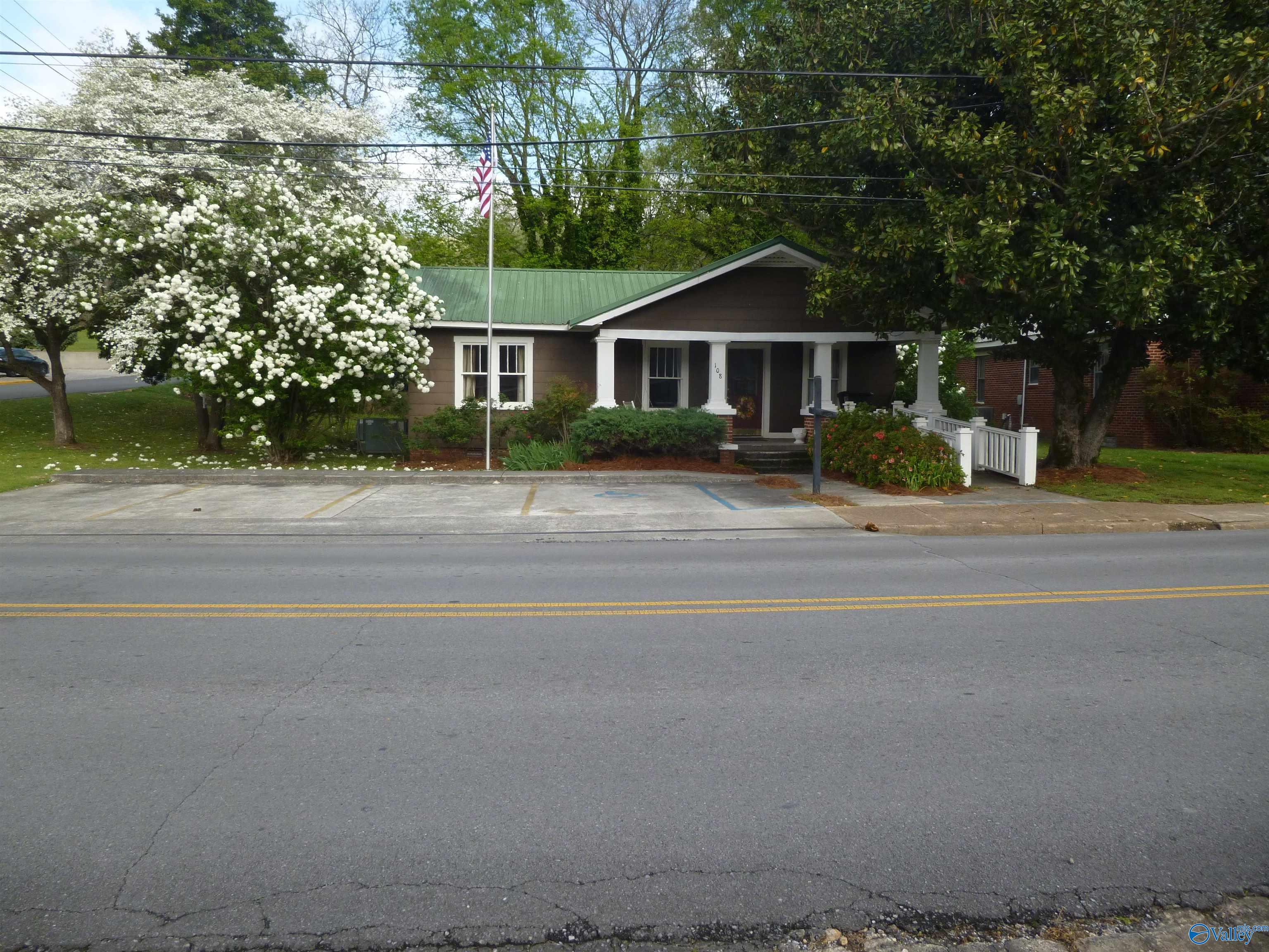 108 Alabama Avenue SW