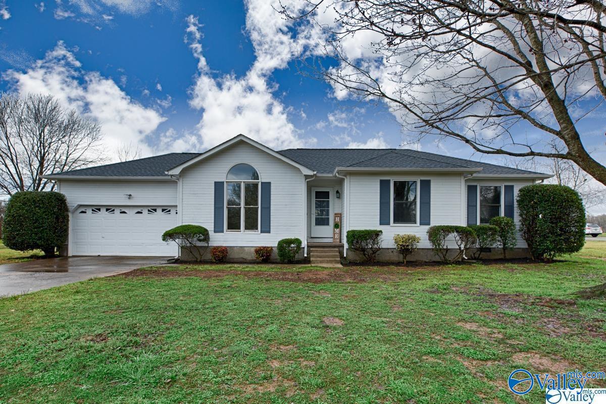 115 Kathleen Drive, Hazel Green, Alabama image 1