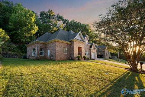Homes For Sale - 2747 Box Canyon Road<br/> Madison County, Huntsville, AL 35803