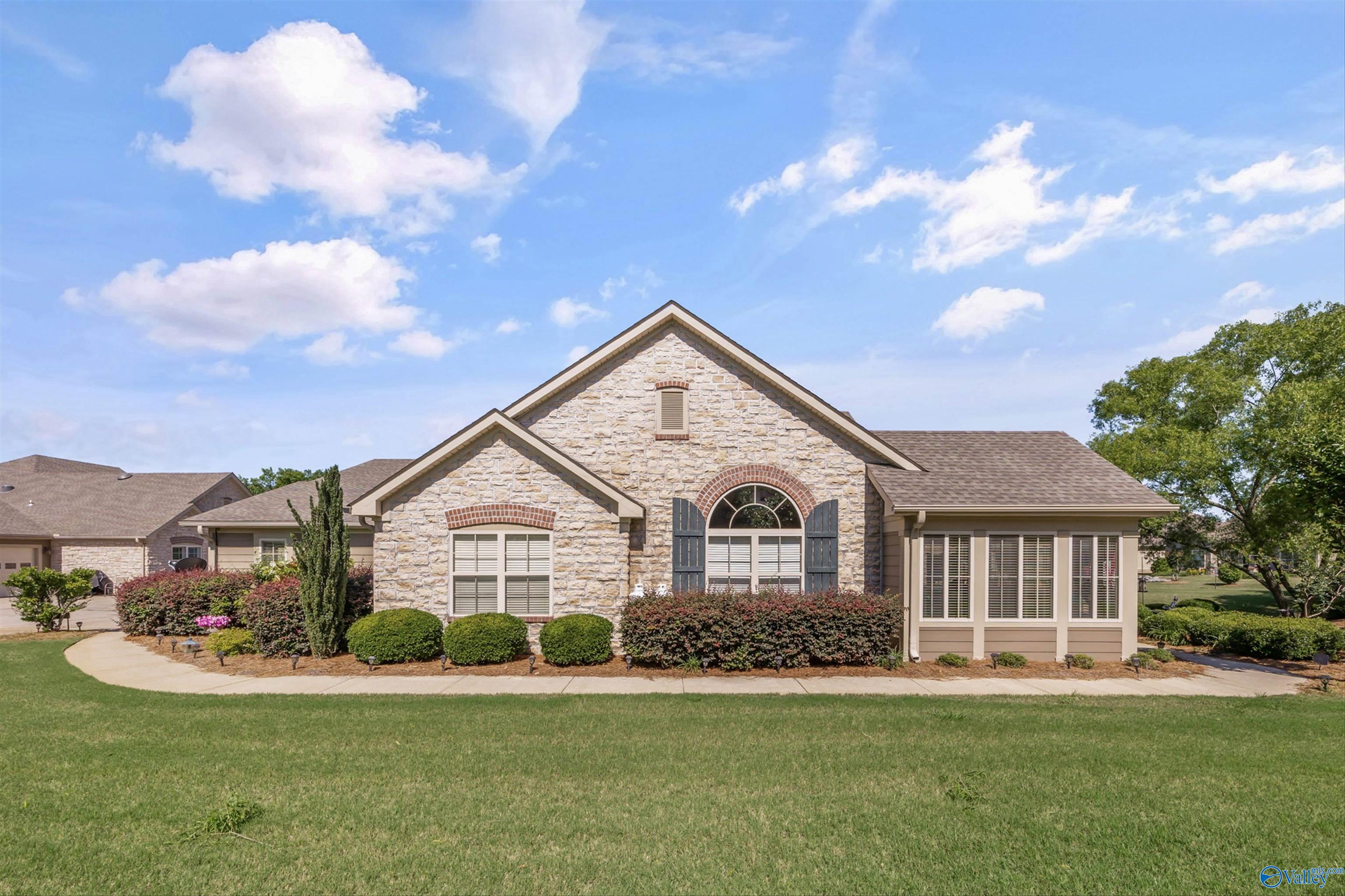 76 Laurel Lane, Brownsboro, Alabama image 1