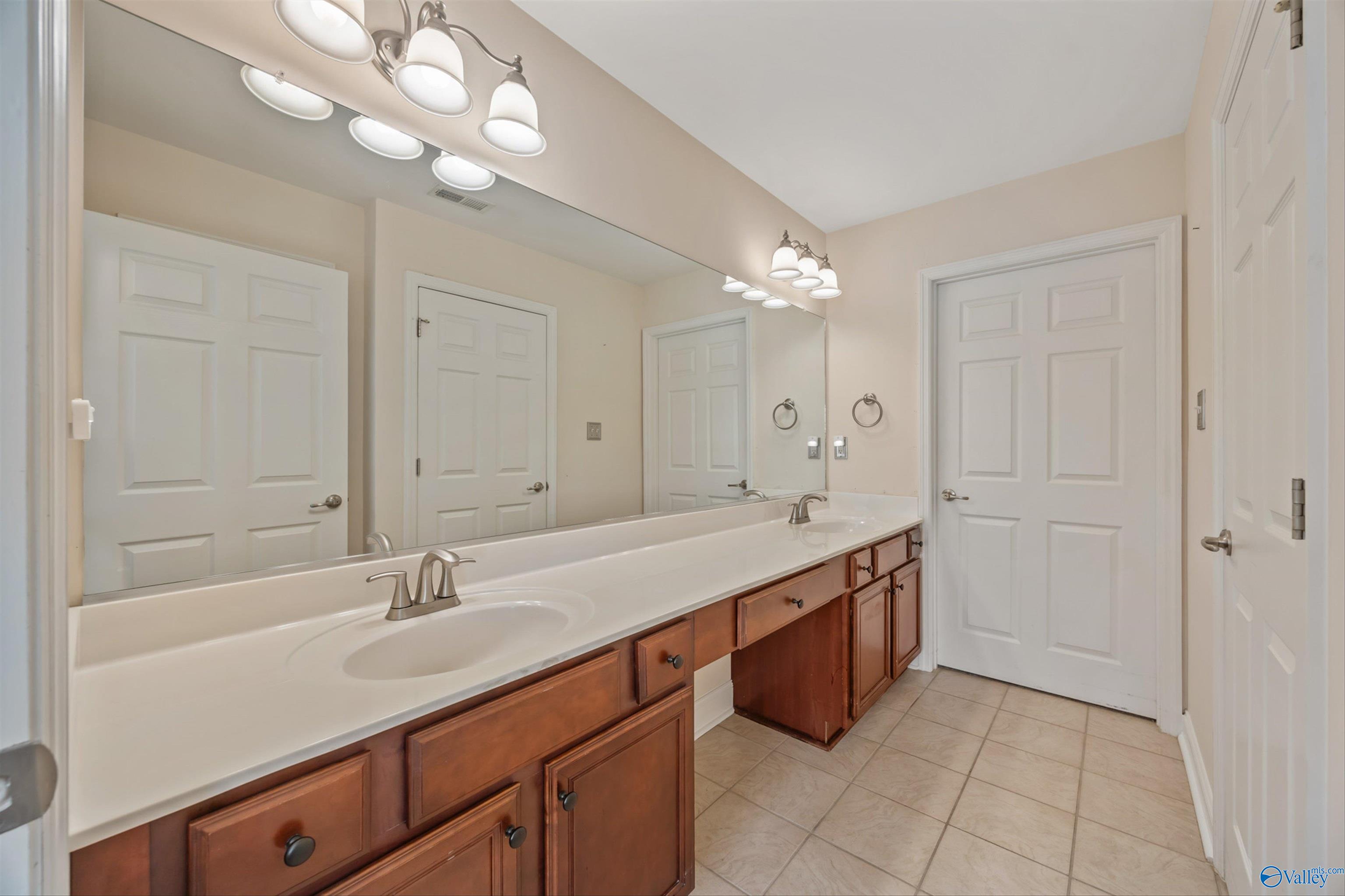 76 Laurel Lane, Brownsboro, Alabama image 21