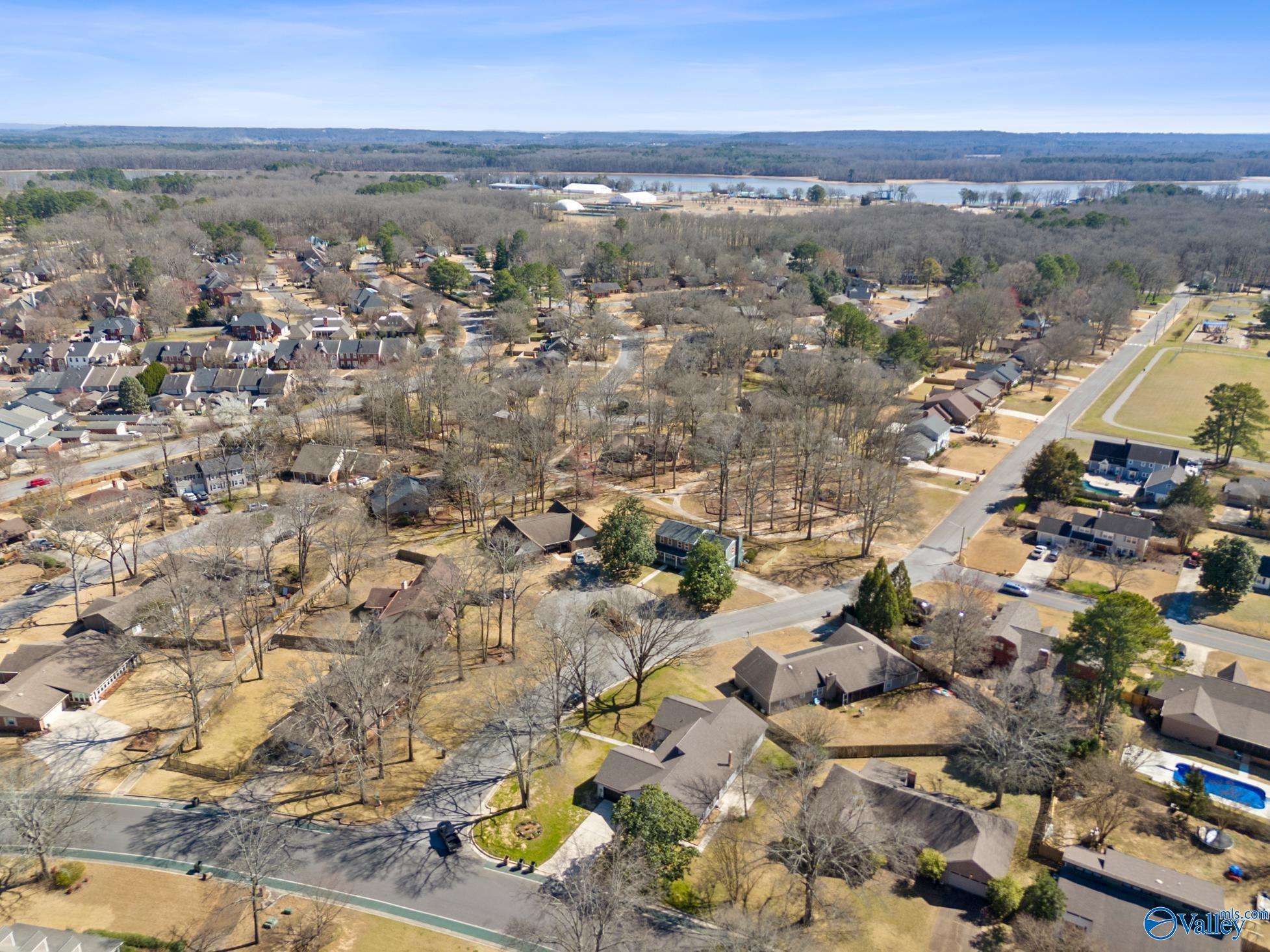 1601 Eastwood Drive, Decatur, Alabama image 45