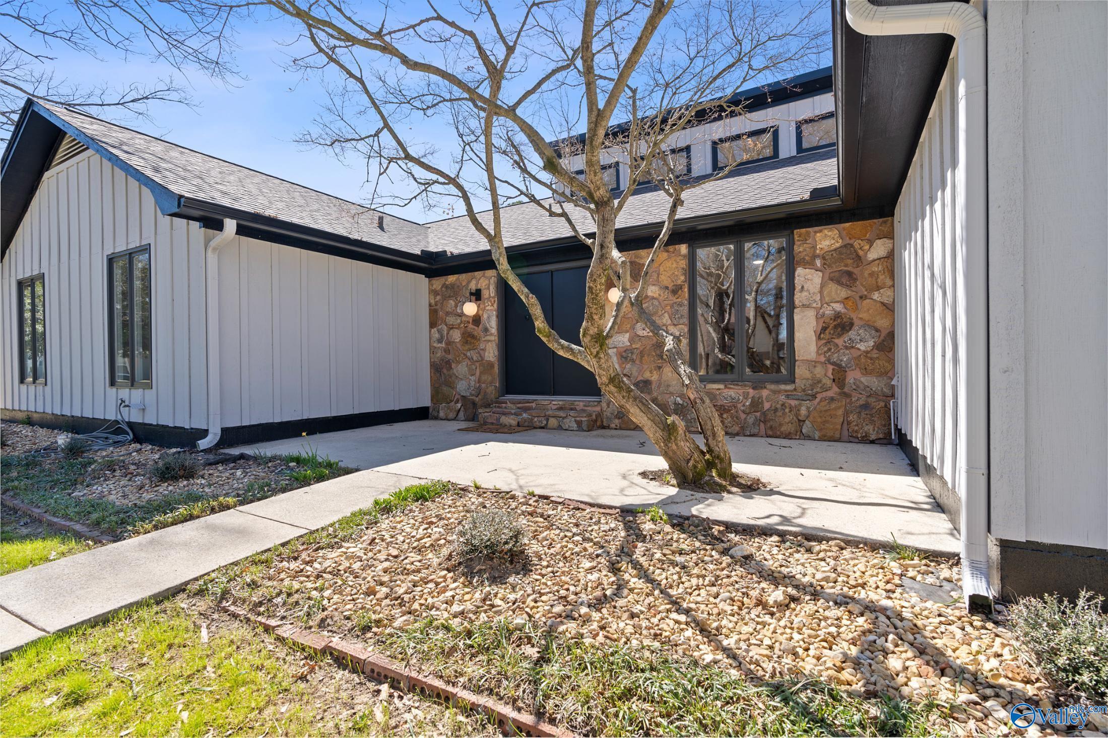 1601 Eastwood Drive, Decatur, Alabama image 2