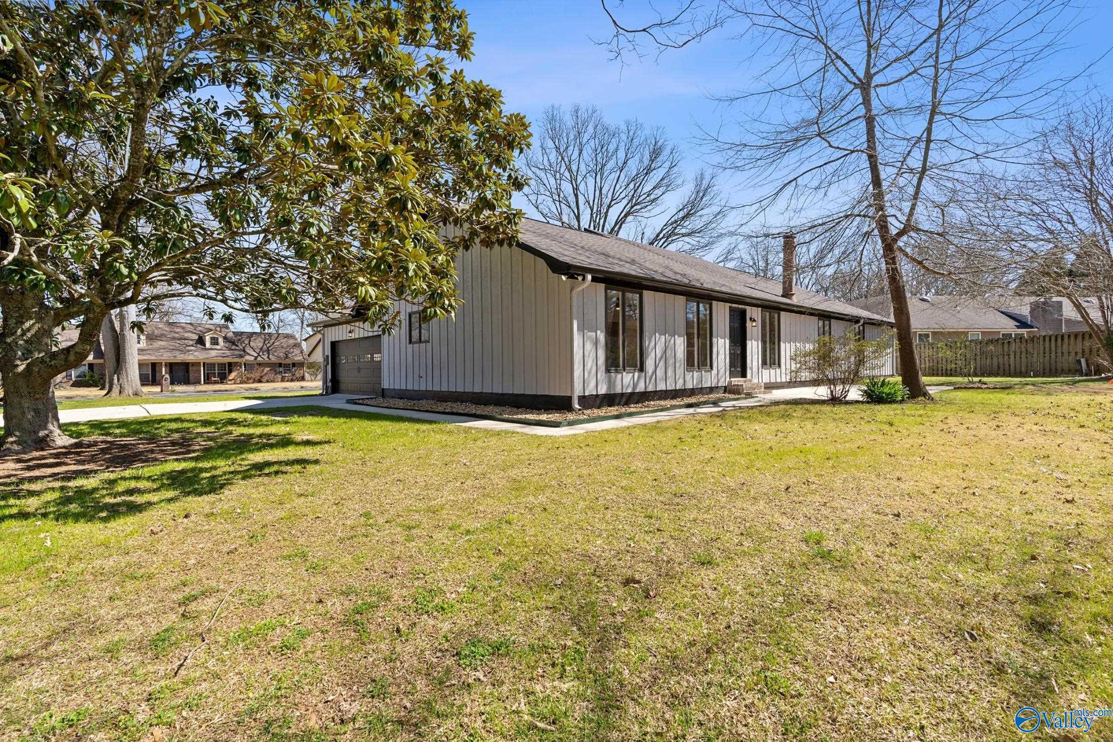 1601 Eastwood Drive, Decatur, Alabama image 35