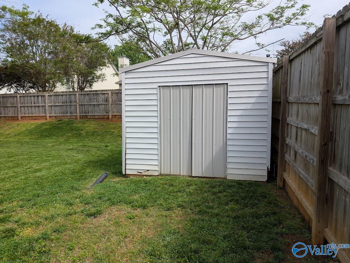 2518 Bonnie Oaks Drive, Huntsville, Alabama image 24