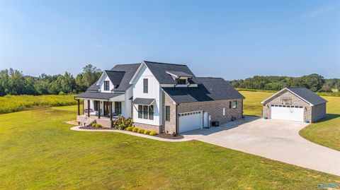 Homes For Sale - 34180 Alabama Highway 99<br/> Anderson, AL 35610