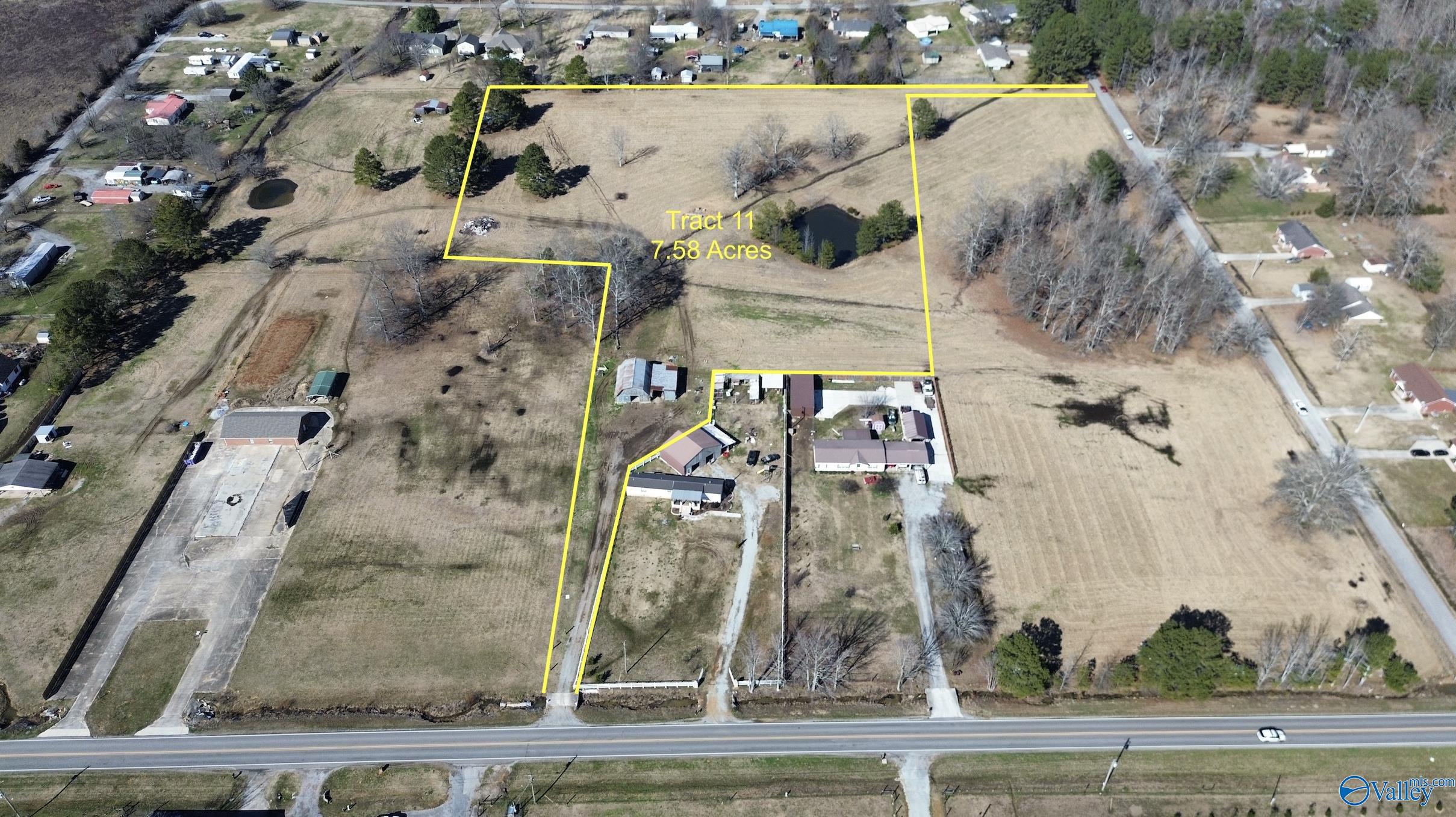 11 Sandlin Road, Elkmont, Alabama image 1