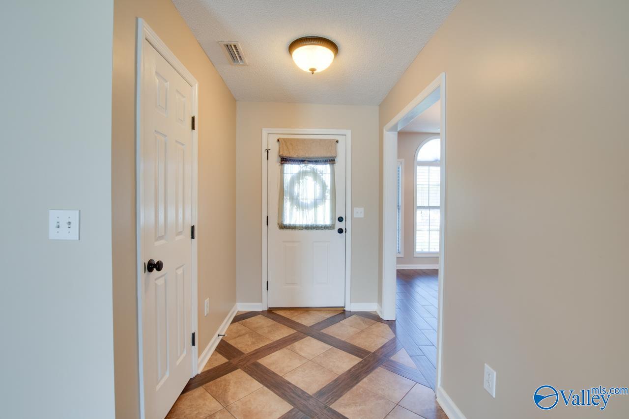 222 Dove Hollow Drive, Meridianville, Alabama image 3