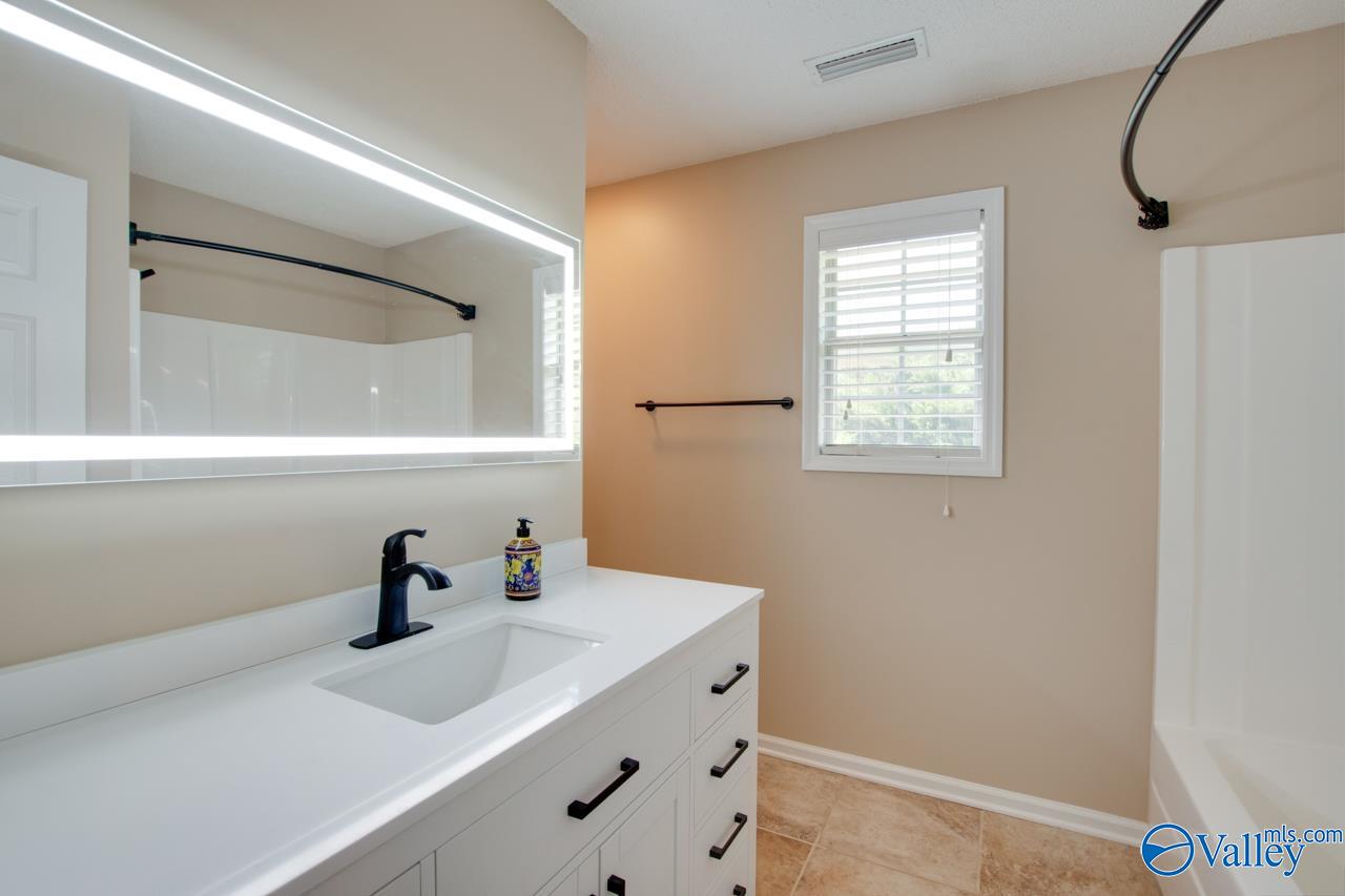 222 Dove Hollow Drive, Meridianville, Alabama image 25