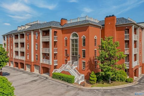 Photo of 4770 Whitesburg Drive SE 300 #300, Huntsville, AL 35802 (MLS # 21912758)