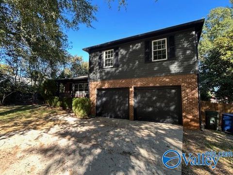 Photo of 104 Arrowhead Trail, Huntsville, AL 35758 (MLS # 21902106) Photo of 104 Arrowhead Trail, Huntsville, AL 35758 (MLS # 21902106)