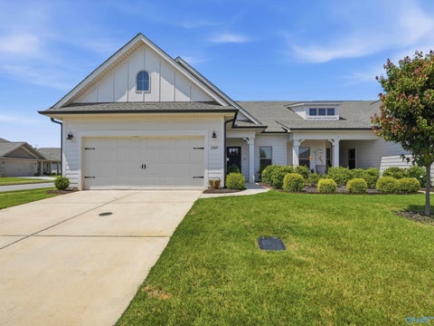 Townhouse For Sale - 12609 Whitcomb Circle<br/> Limestone County, Athens, AL 35613