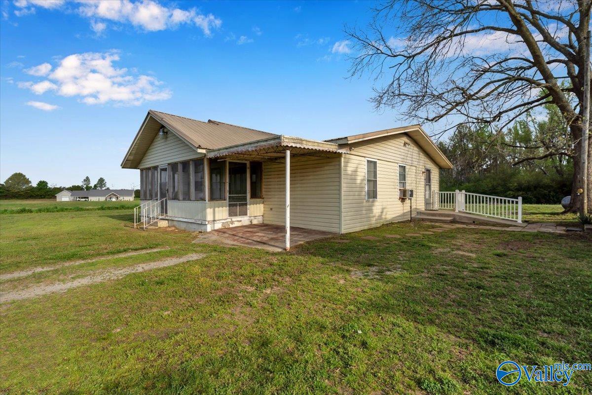 507 County Road 1695, Holly Pond, Alabama image 2