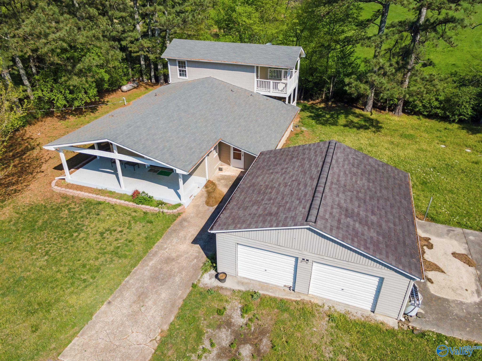 171 Cobb Place, Harvest, Alabama image 2