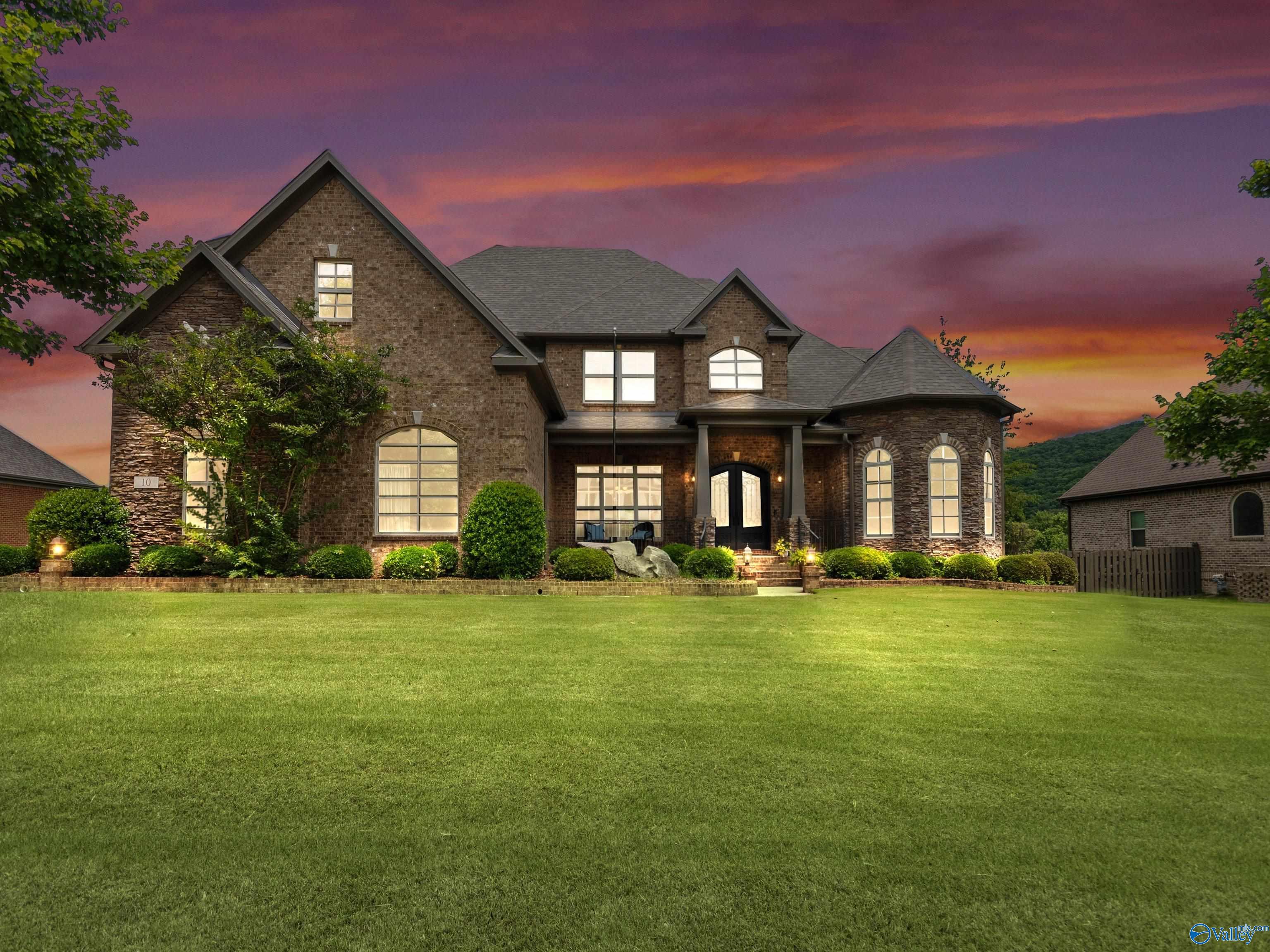 10 Oakshire Place