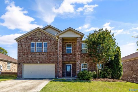 Homes For Sale - 2403 Bell Manor Drive<br/> Huntsville, AL 35803