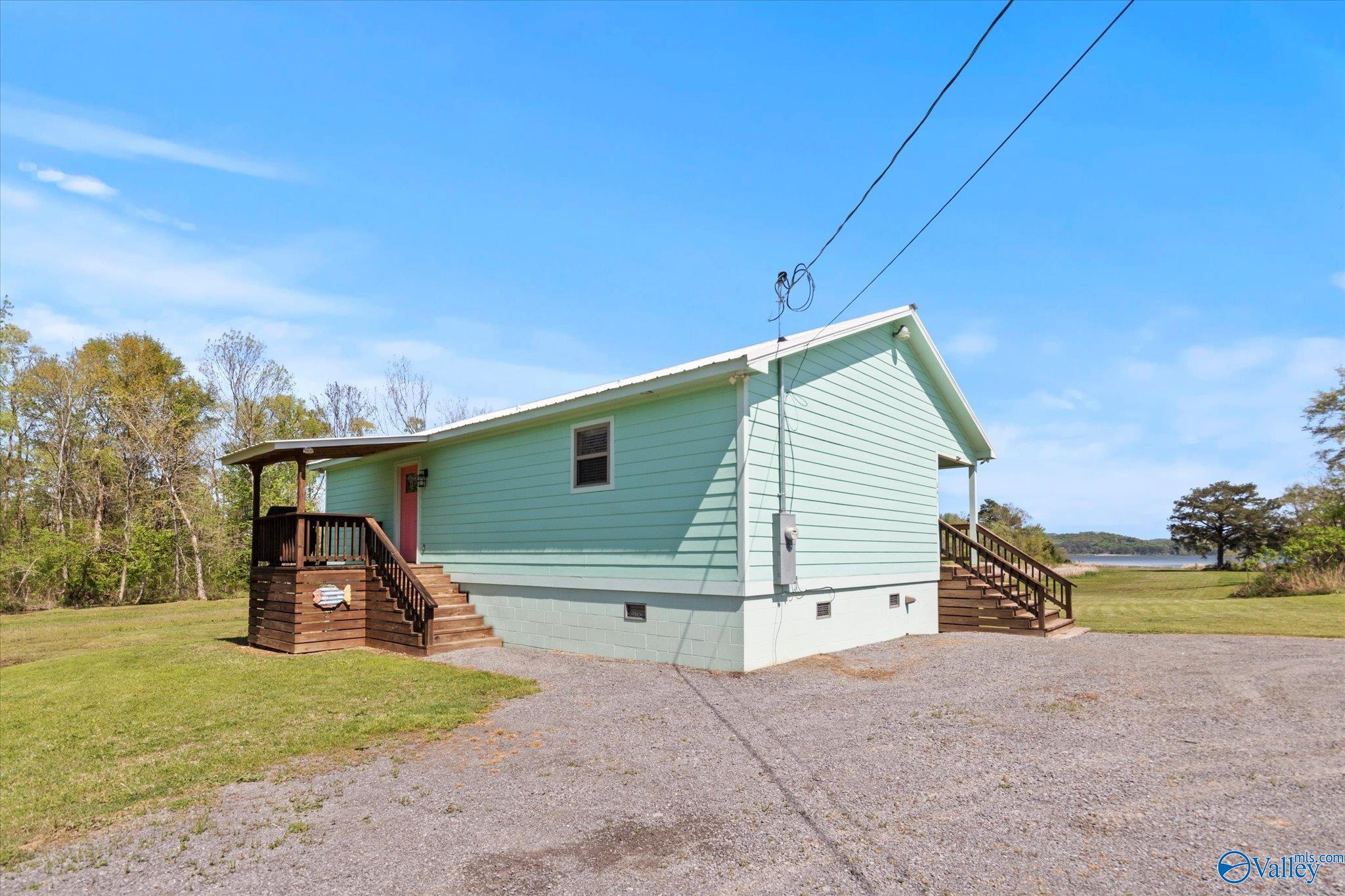 241 Bennett Private Drive, Guntersville, Alabama image 15
