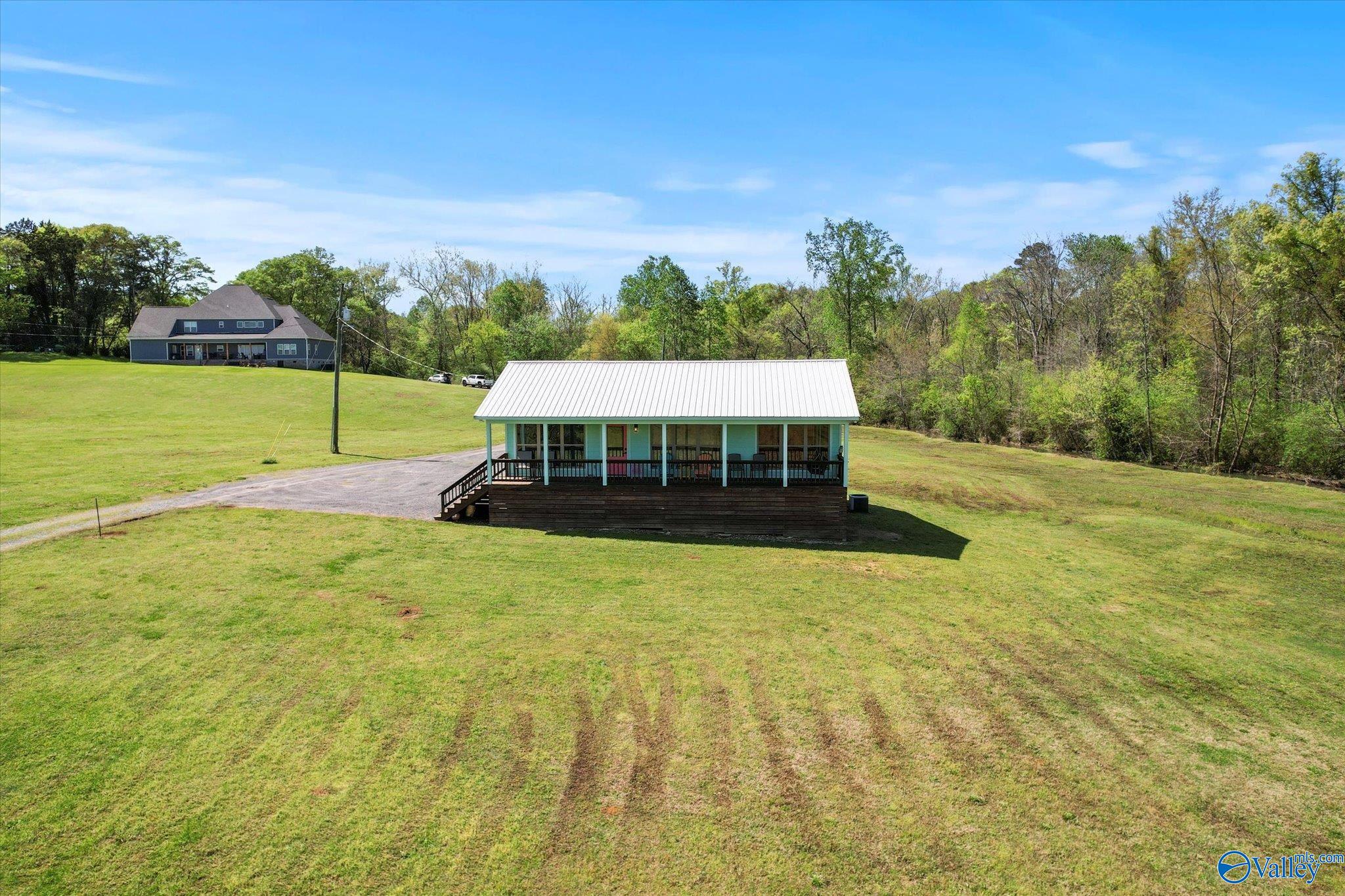 241 Bennett Private Drive, Guntersville, Alabama image 8