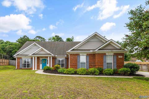 Homes For Sale - 133 Sydney Street<br/> Huntsville, AL 35811