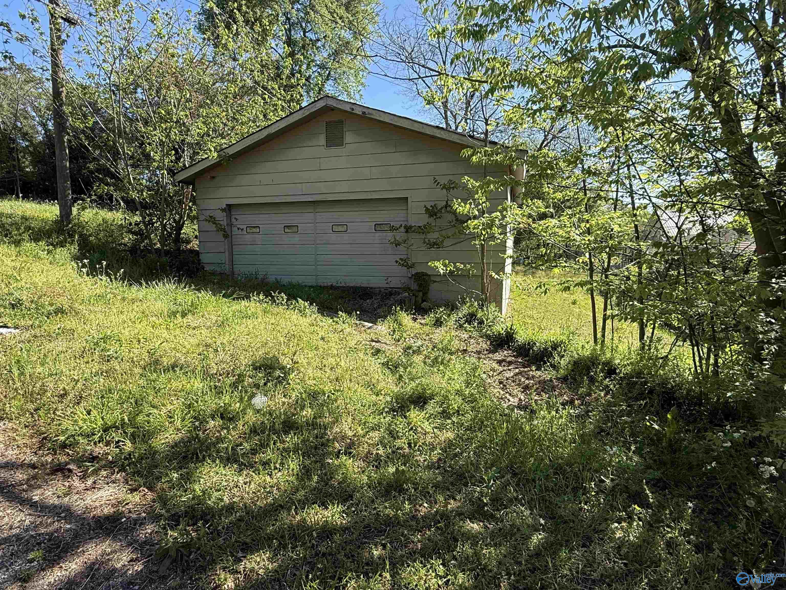 30 W Tuscaloosa Avenue