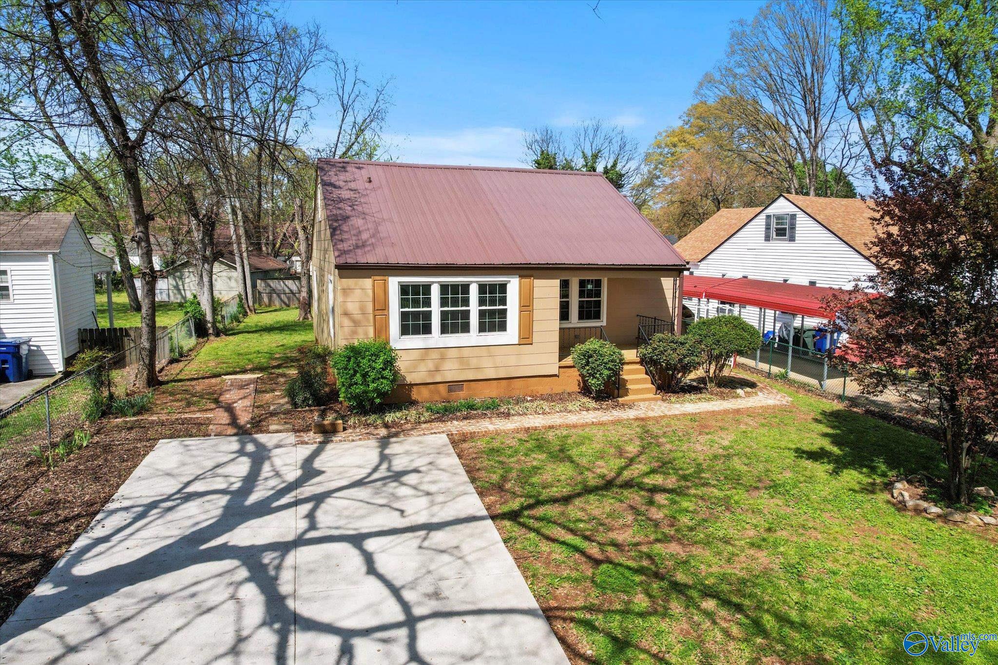 4206 Hawthorne Avenue, Huntsville, Alabama image 1