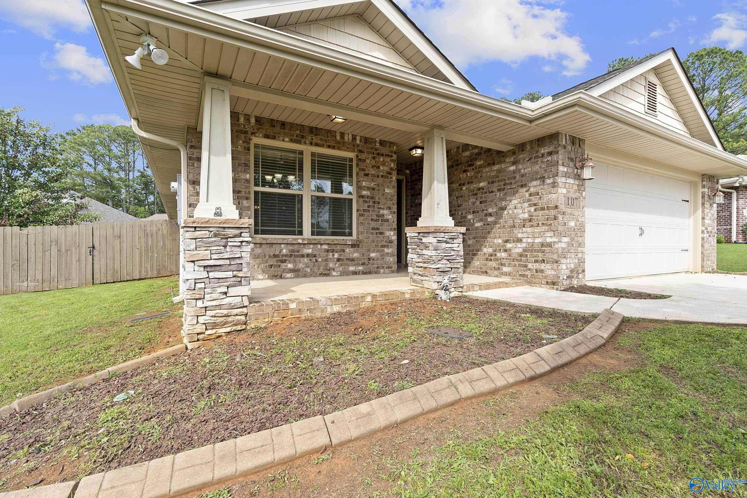 107 Kings Cove Circle, Madison, Alabama image 2