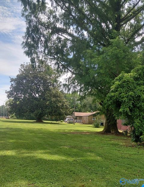 Homes For Sale - 1072 Ryland Pike<br/> Huntsville, AL 35811