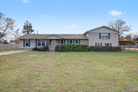 Homes For Sale - 623 Highway 67<br/> Decatur, AL 35603
