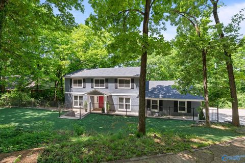 Homes For Sale - 1803 Mountainbrook Drive<br/> Huntsville, AL 35801