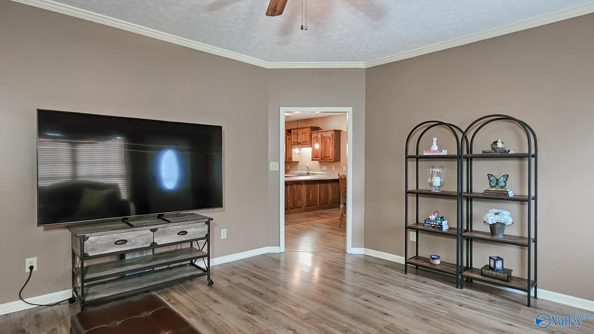 106 Wyndham Circle, Athens, Alabama image 7